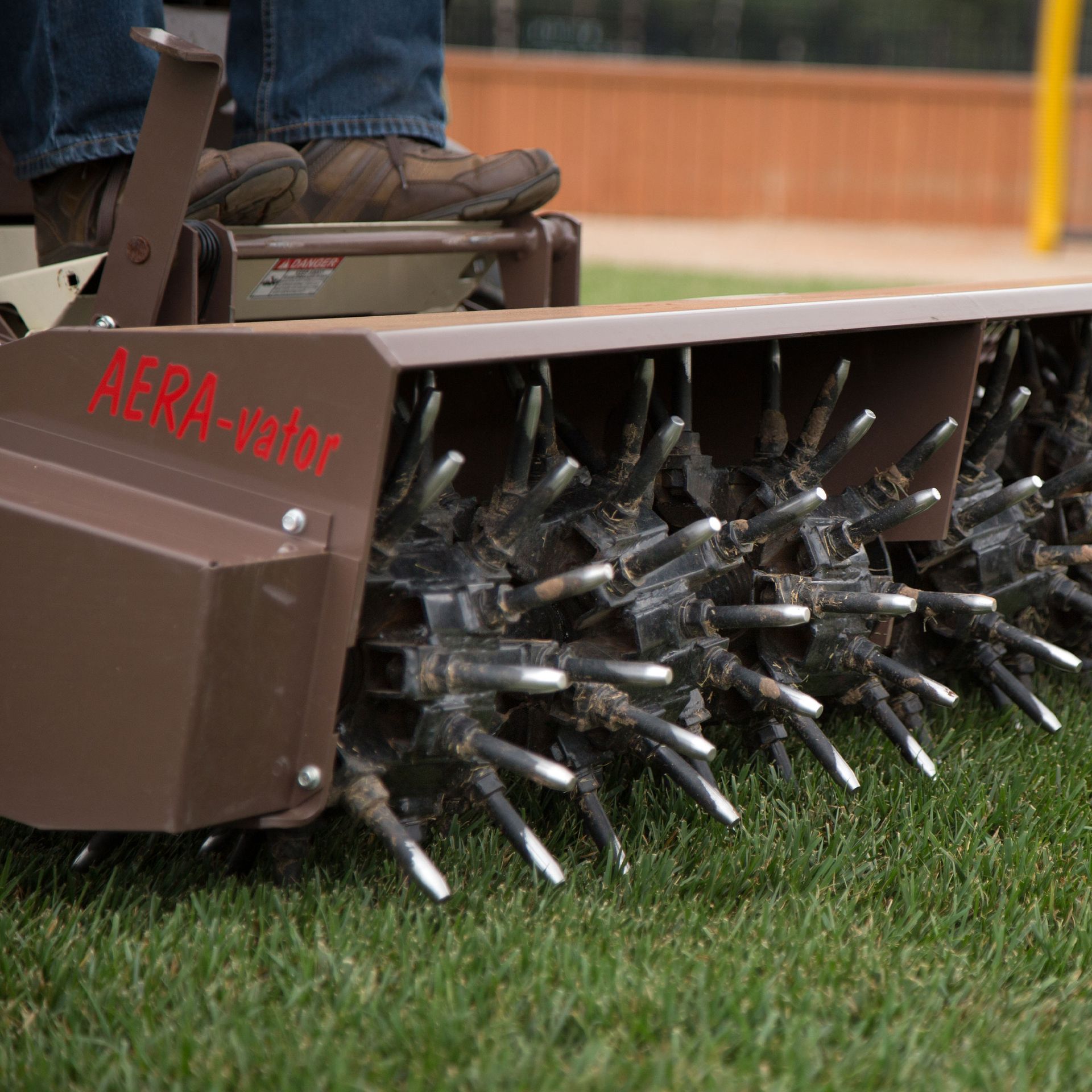 Aera-Vator Coreless Aerator 