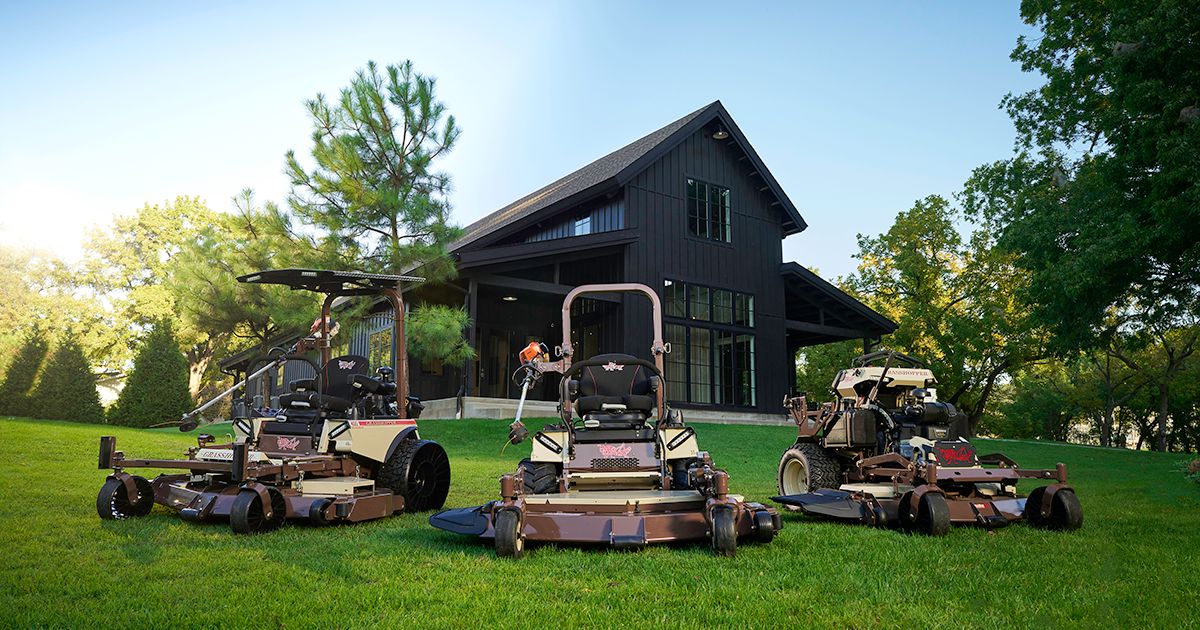 Grasshopper 200V MidMount | Smooth-Riding Zero-Turn Mowers
