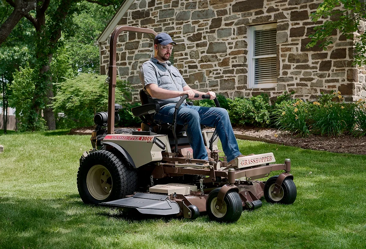 Grasshopper 300G MidMount Precision Zero-Turn Mower