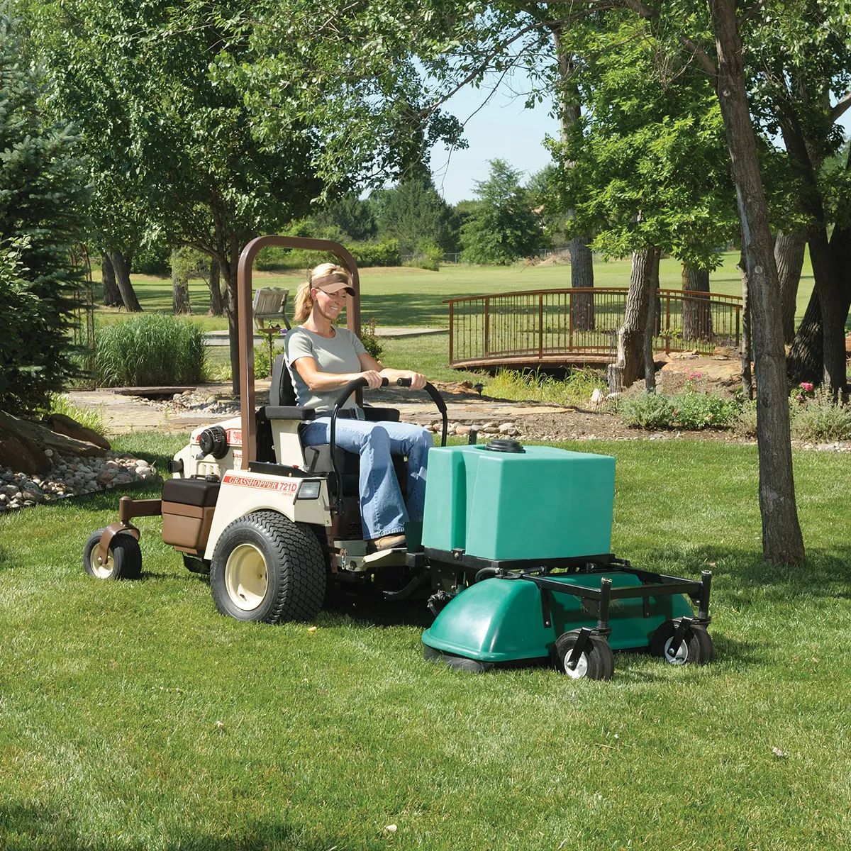 Grasshopper-mower-shielded-Sprayer for midmount lawn mowers