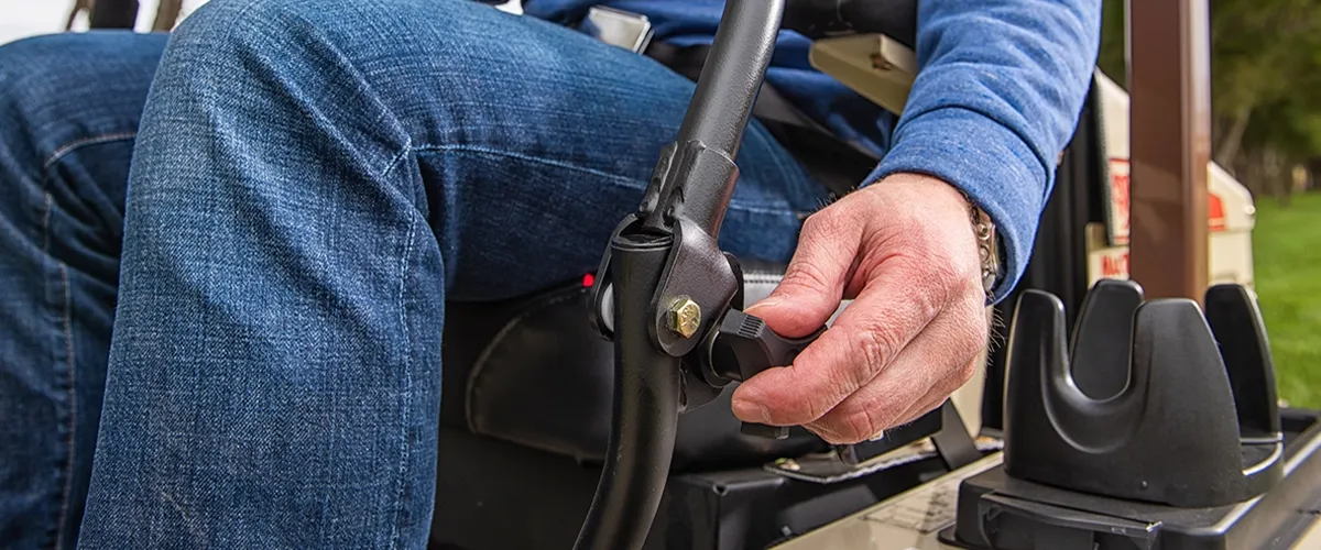 Adjustable levers feature