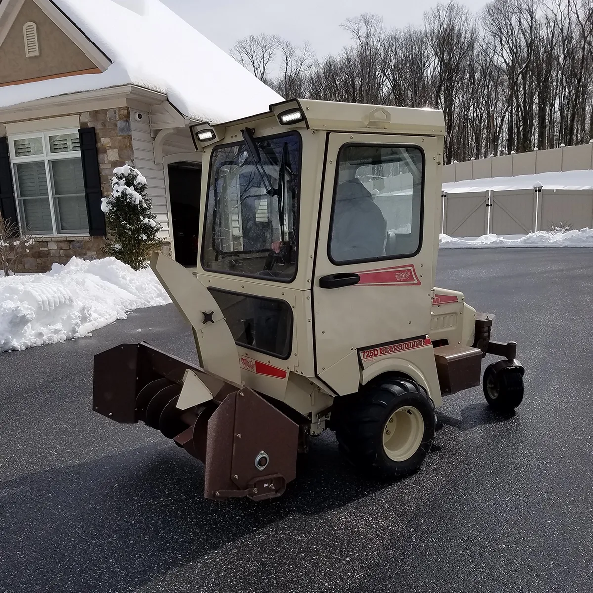 Grasshopper snow thrower heavy duty