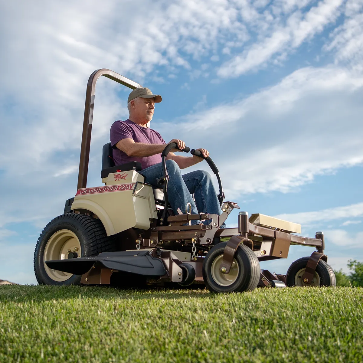 More power goes to the cutting deck 200V